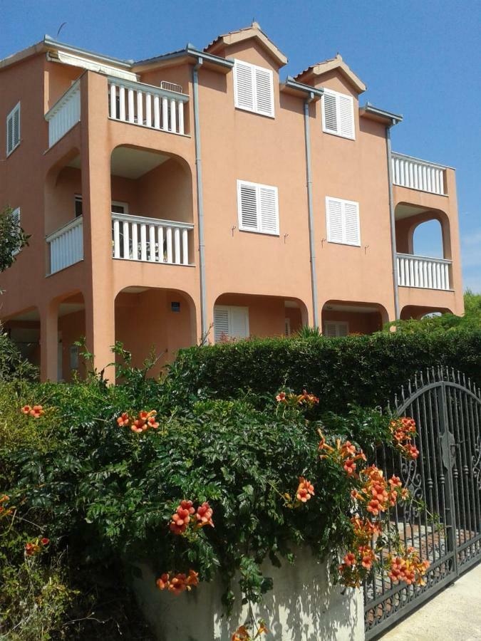 Apartmani Saric Rogoznica Зечево Экстерьер фото